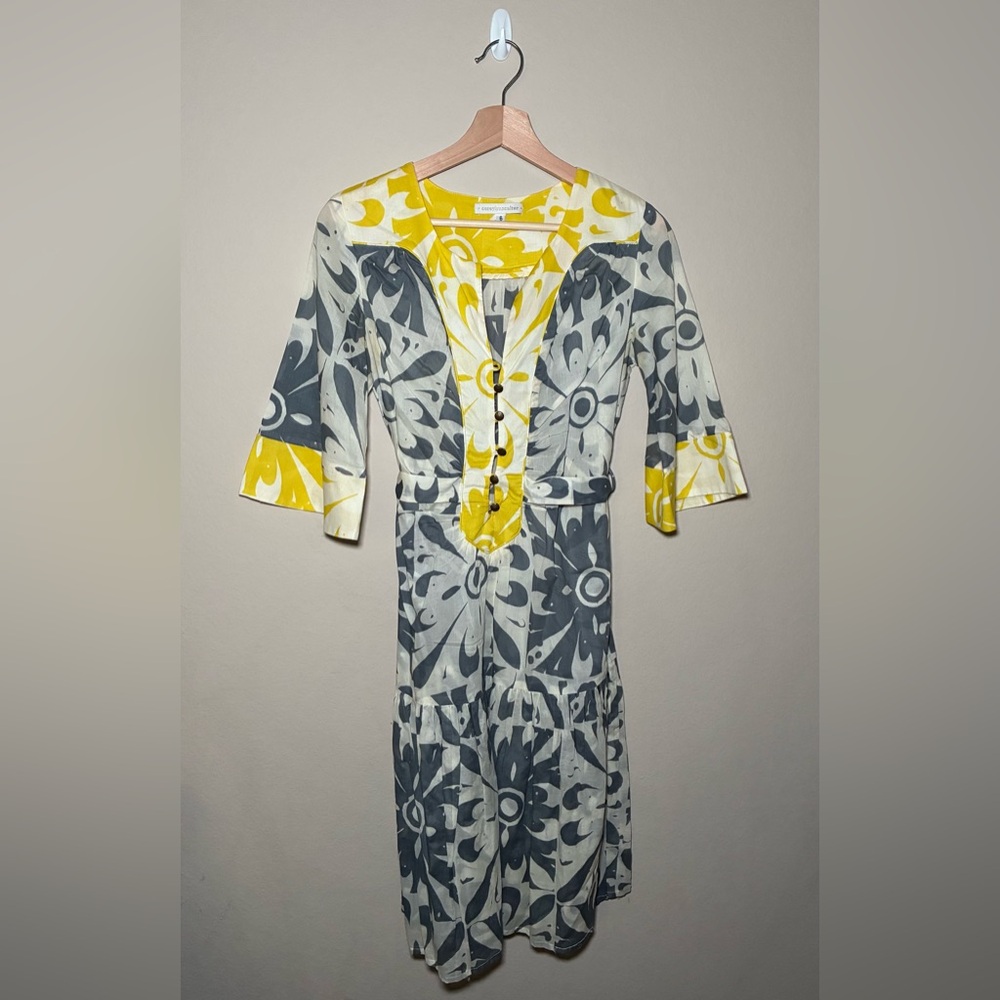 Women’s Corey Lynn Calter Size 6 yellow/grey/white floral print Dress